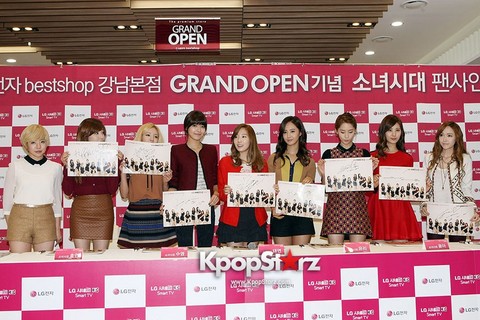 42126-girls-generation-lg-best-shop-opening-fan-sign-meeting.jpg