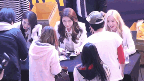 Hyoyeon.gif
