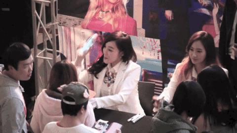Yuri1.gif