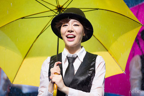sunny-singin-in-the-rain-4s.jpg